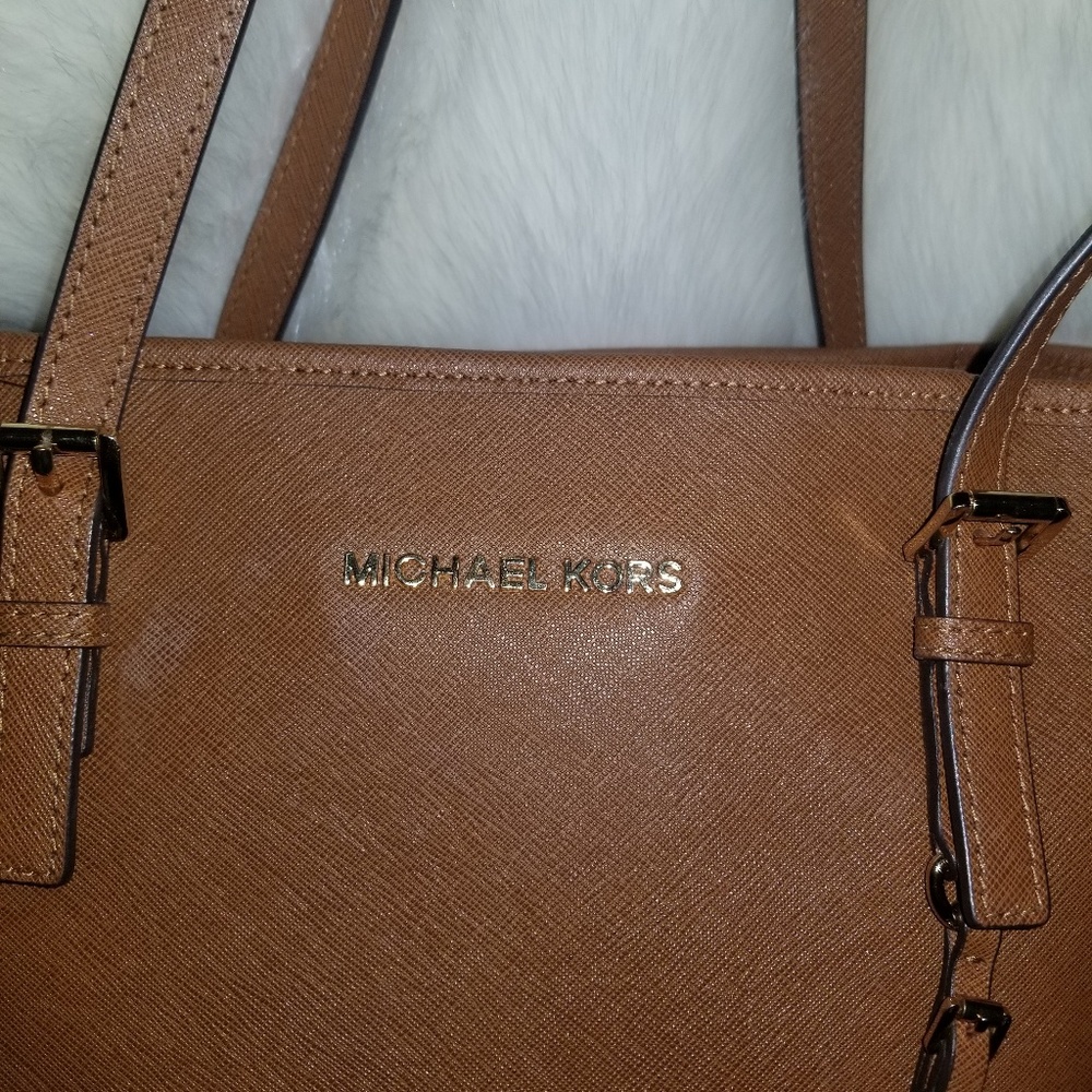 Michael Kors Handbag. Authentic - image 4